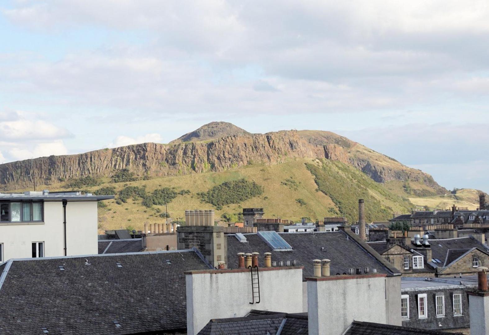 Guestready - Historic Edinburgh Old Town Apartment Exterior photo
