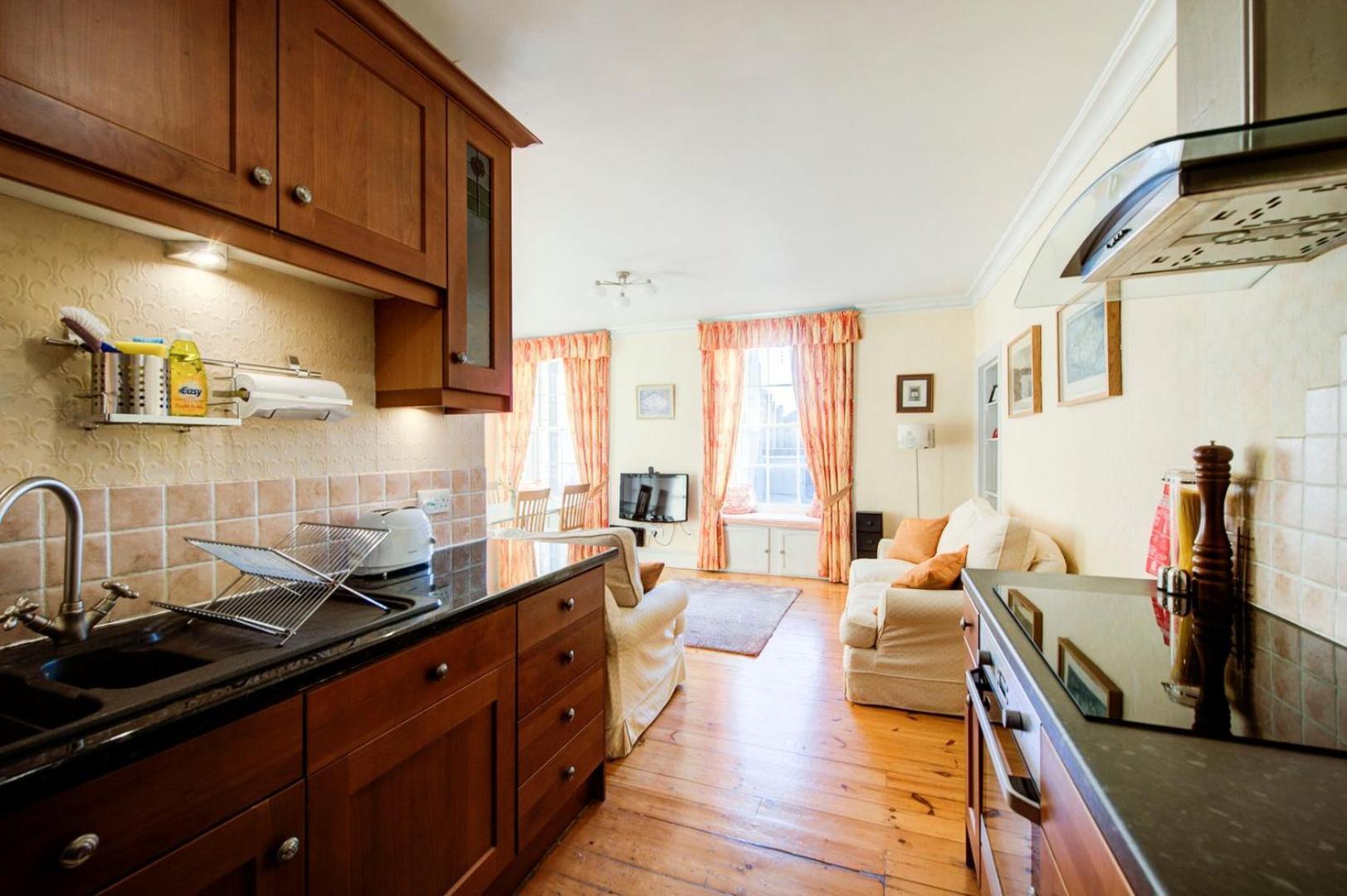 Guestready - Historic Edinburgh Old Town Apartment Exterior photo