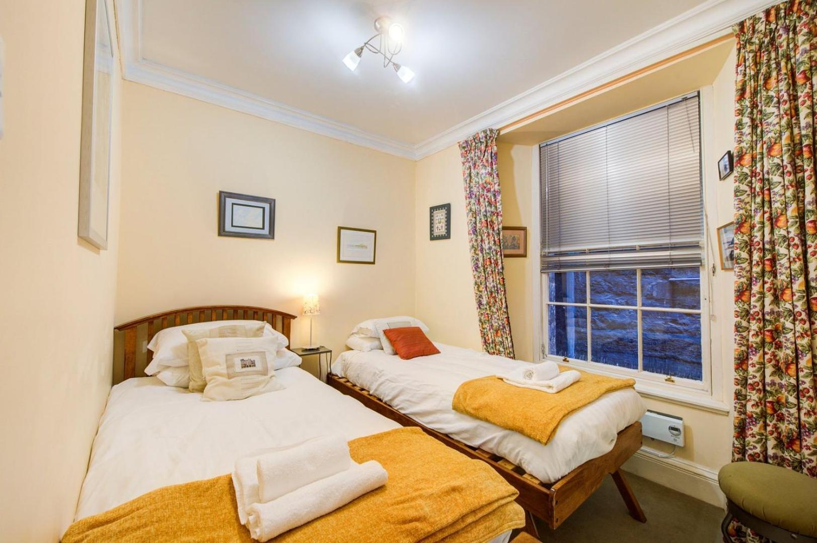 Guestready - Historic Edinburgh Old Town Apartment Exterior photo