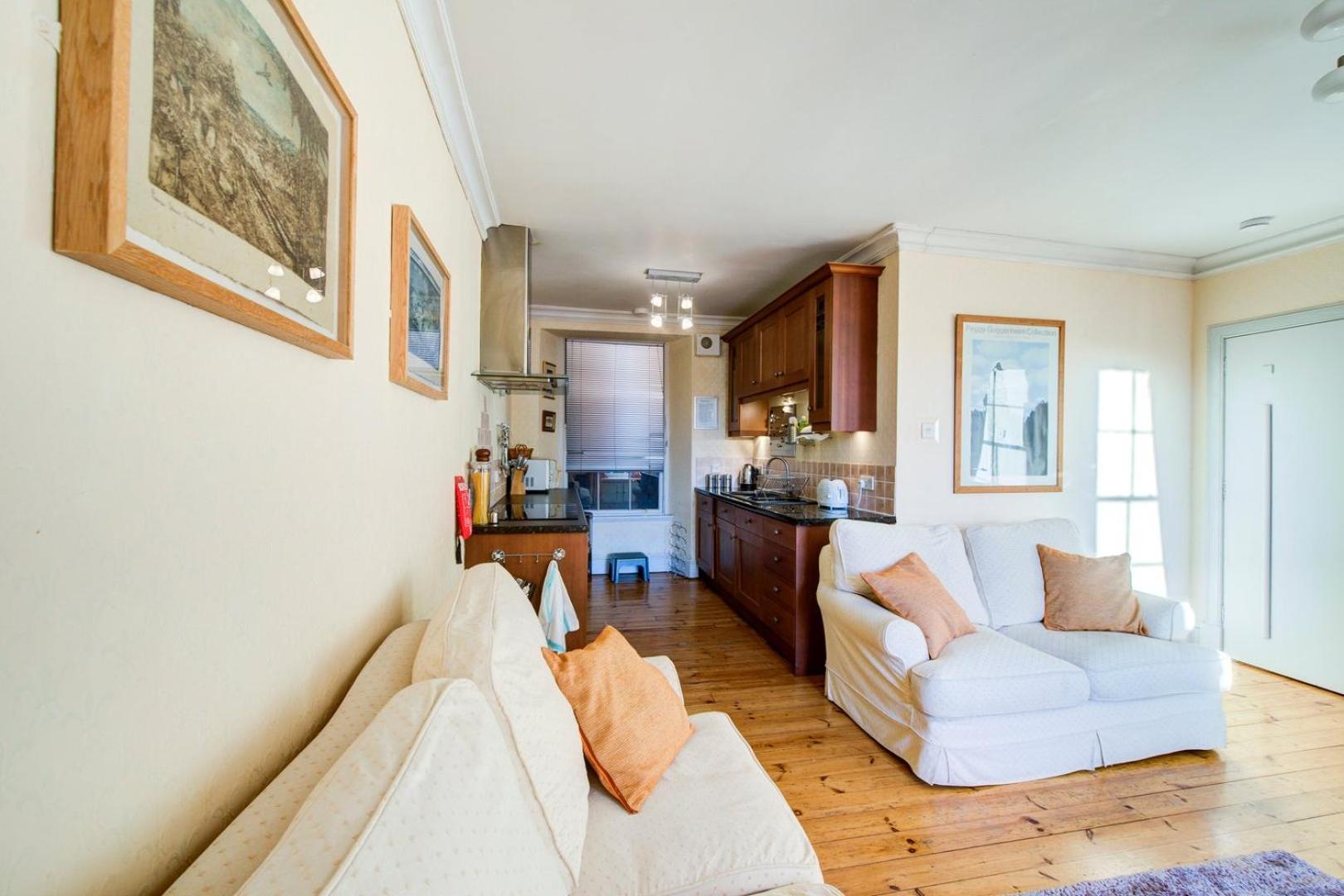 Guestready - Historic Edinburgh Old Town Apartment Exterior photo